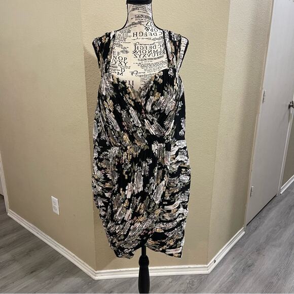 Lavish Alice dress plus size 18 NEW‎ - Picture 3 of 12